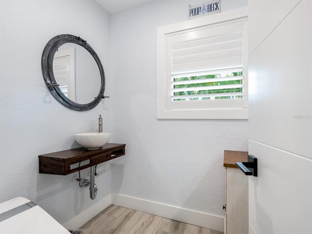 501 Norton Street Longboat Key, FL 34228 - Photo 24 of 67