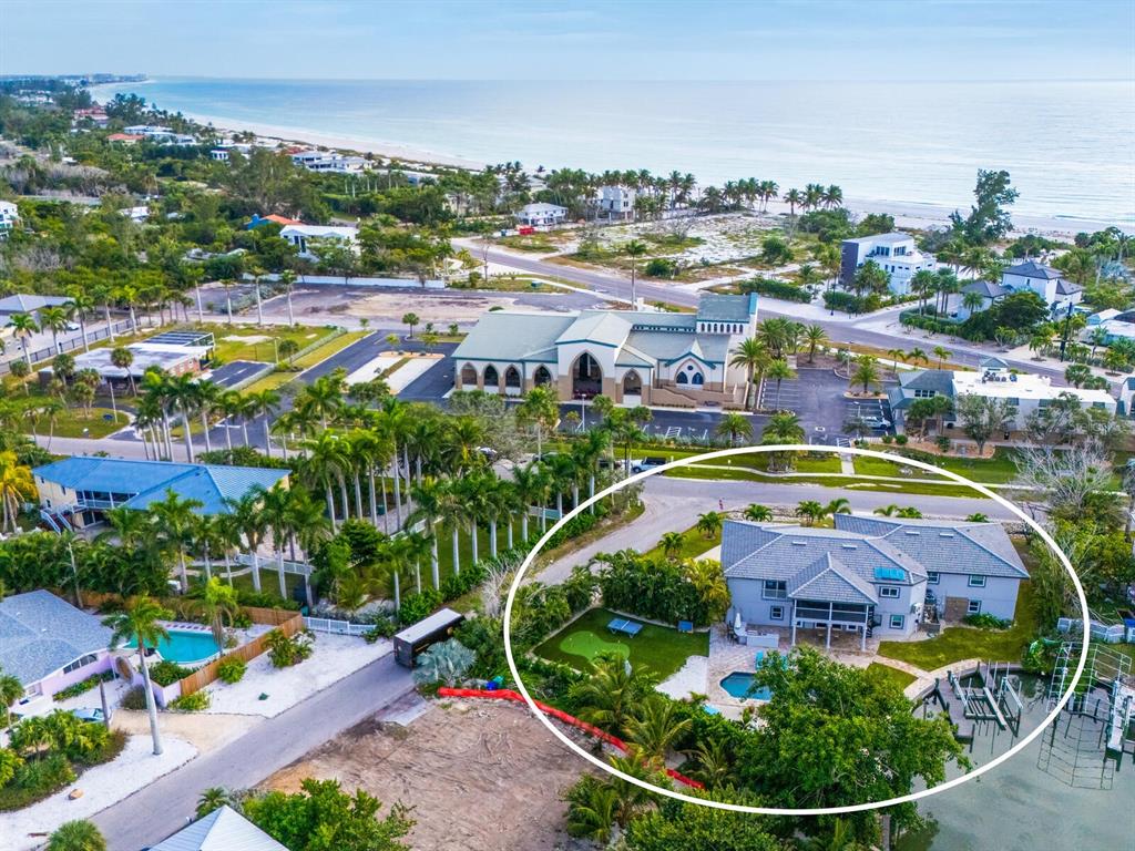 501 Norton Street Longboat Key, FL 34228 - Photo 4 of 67