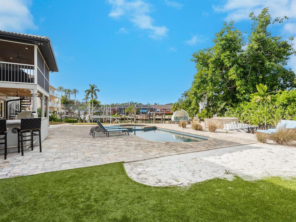 501 Norton Street Longboat Key, FL 34228 - Photo 43 of 67
