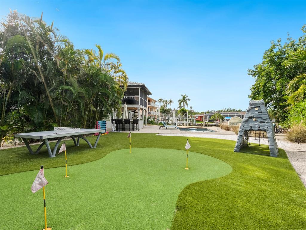 501 Norton Street Longboat Key, FL 34228 - Photo 46 of 67