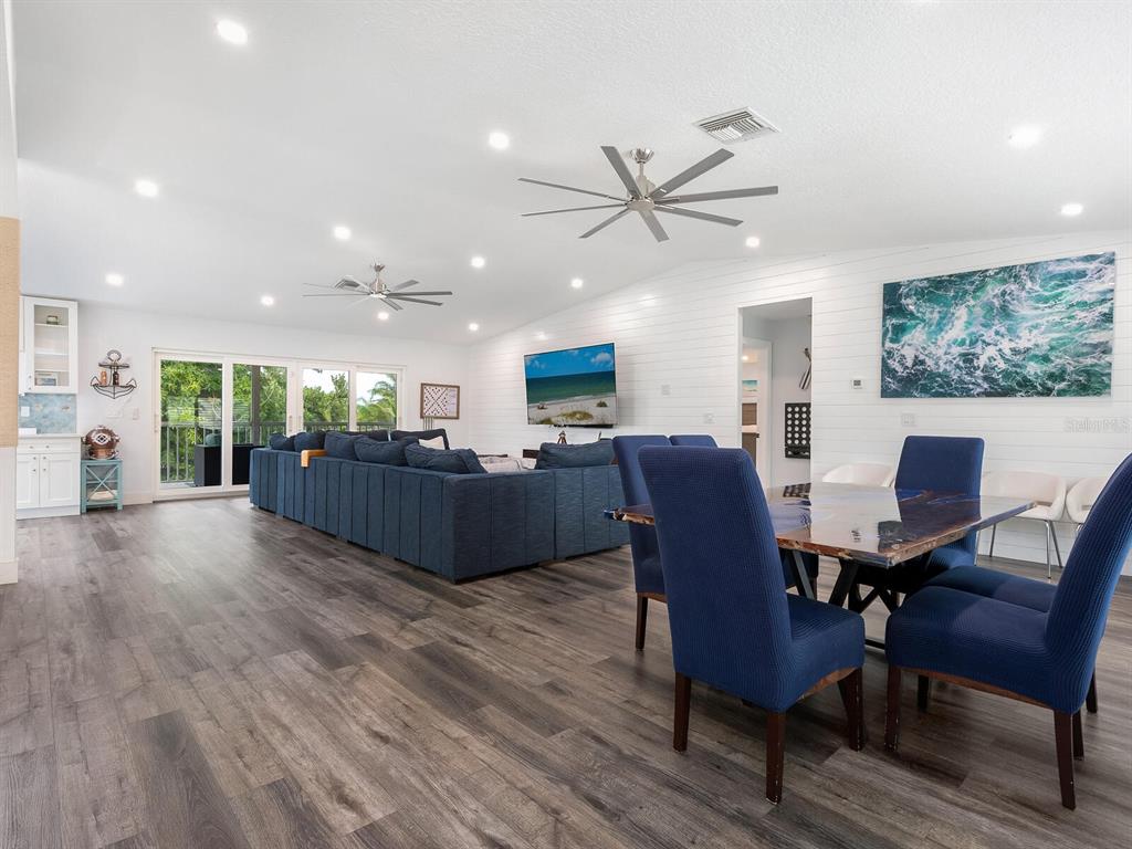 501 Norton Street Longboat Key, FL 34228 - Photo 6 of 67