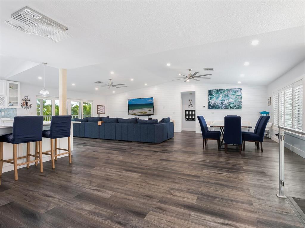 501 Norton Street Longboat Key, FL 34228 - Photo 8 of 67