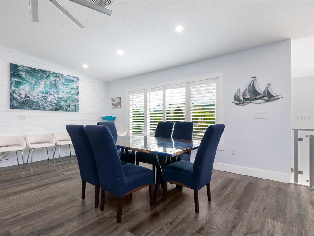 501 Norton Street Longboat Key, FL 34228 - Photo 9 of 67