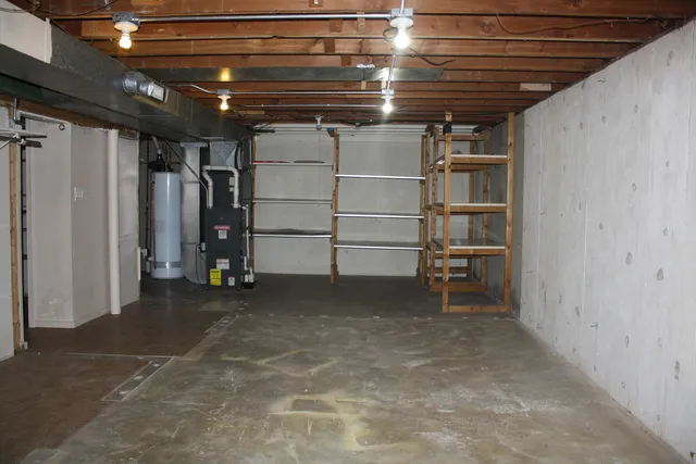 $429,000 | 831 East South Broadway Avenue, Lombard, IL 60148