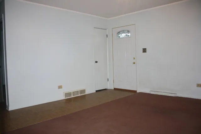 $429,000 | 831 East South Broadway Avenue, Lombard, IL 60148