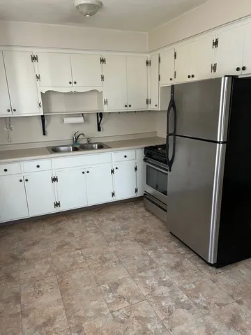 $429,000 | 831 East South Broadway Avenue, Lombard, IL 60148