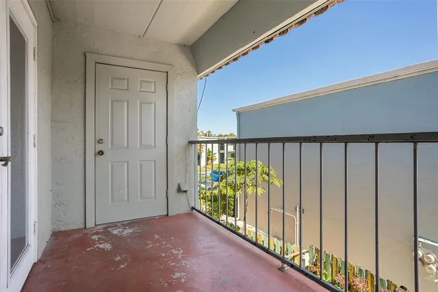 $175,000 | 14421 Americana Circle, Unit 204, Tampa, FL 33613