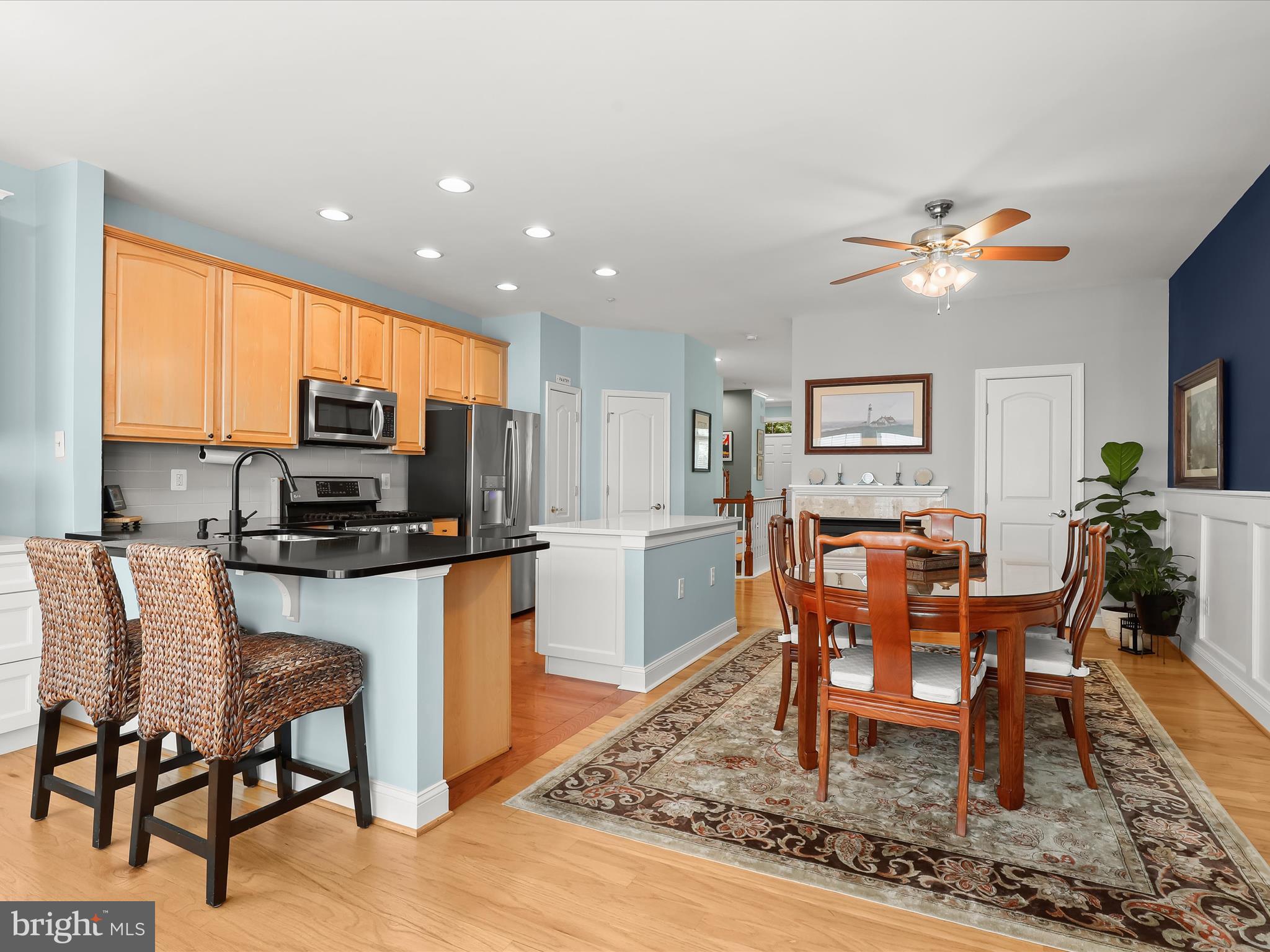10234 Brighton Ridge Way, Unit 105 Columbia, MD 21044 - Photo 13 of 40 Kitchen and Dining