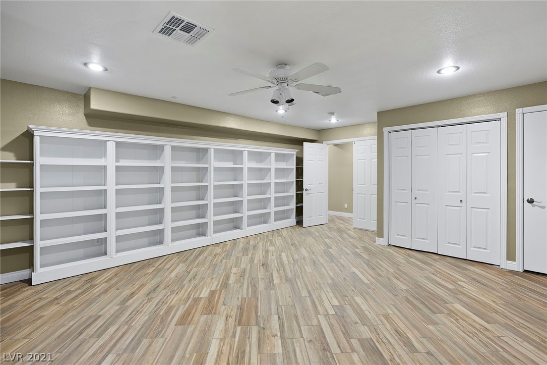 6111 Farm Road Las Vegas, NV 89131 - Photo 13 of 35 Gallery Image 13