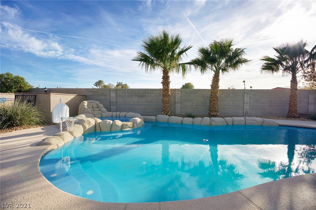 6111 Farm Road Las Vegas, NV 89131 - Photo 26 of 35 Gallery Image 26