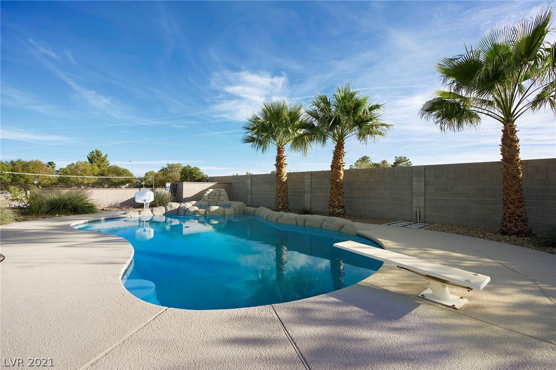 6111 Farm Road Las Vegas, NV 89131 - Photo 27 of 35 Gallery Image 27