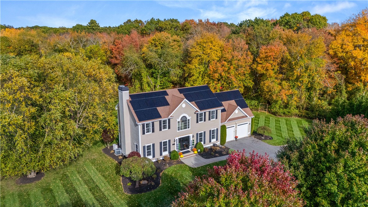 17 Sassafras Road Rehoboth, MA 02769 - Photo 2 of 33