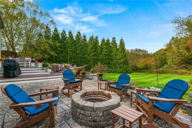 $949,000 | 17 Sassafras Road, Rehoboth, MA 02769