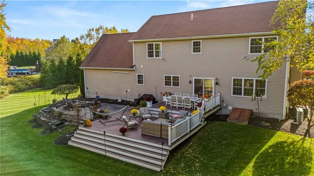 $949,000 | 17 Sassafras Road, Rehoboth, MA 02769
