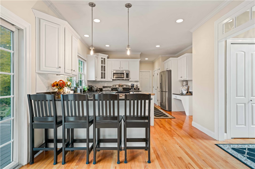 17 Sassafras Road Rehoboth, MA 02769 - Photo 6 of 33