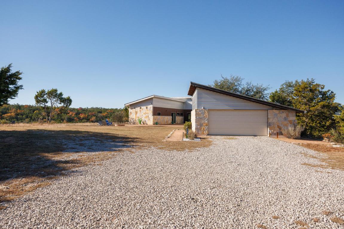 650 Angel Fire Drive Dripping Springs, TX 78620 - Photo 34 of 39 2 car garage with bonus area