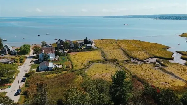 $3,125,000 | 10 Summerhouse Lane, Duxbury, MA 02332