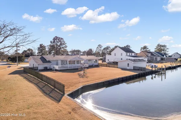 $450,000 | 100 Swan Drive, Currituck, NC 27929