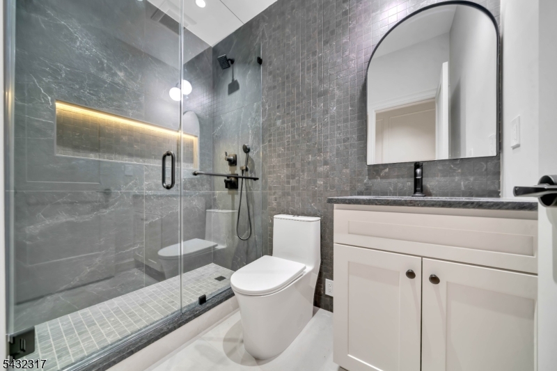 266 Brooklake Road Florham Park, NJ 07932 - Photo 20 of 50
