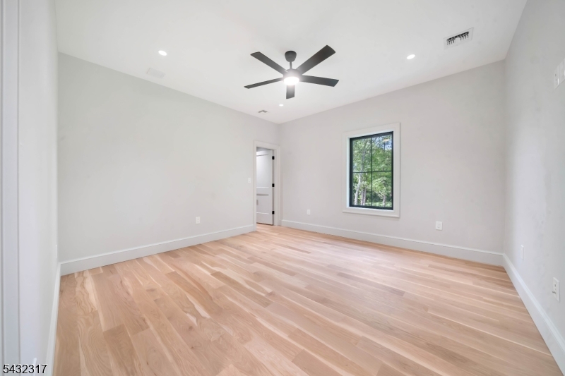 266 Brooklake Road Florham Park, NJ 07932 - Photo 32 of 50