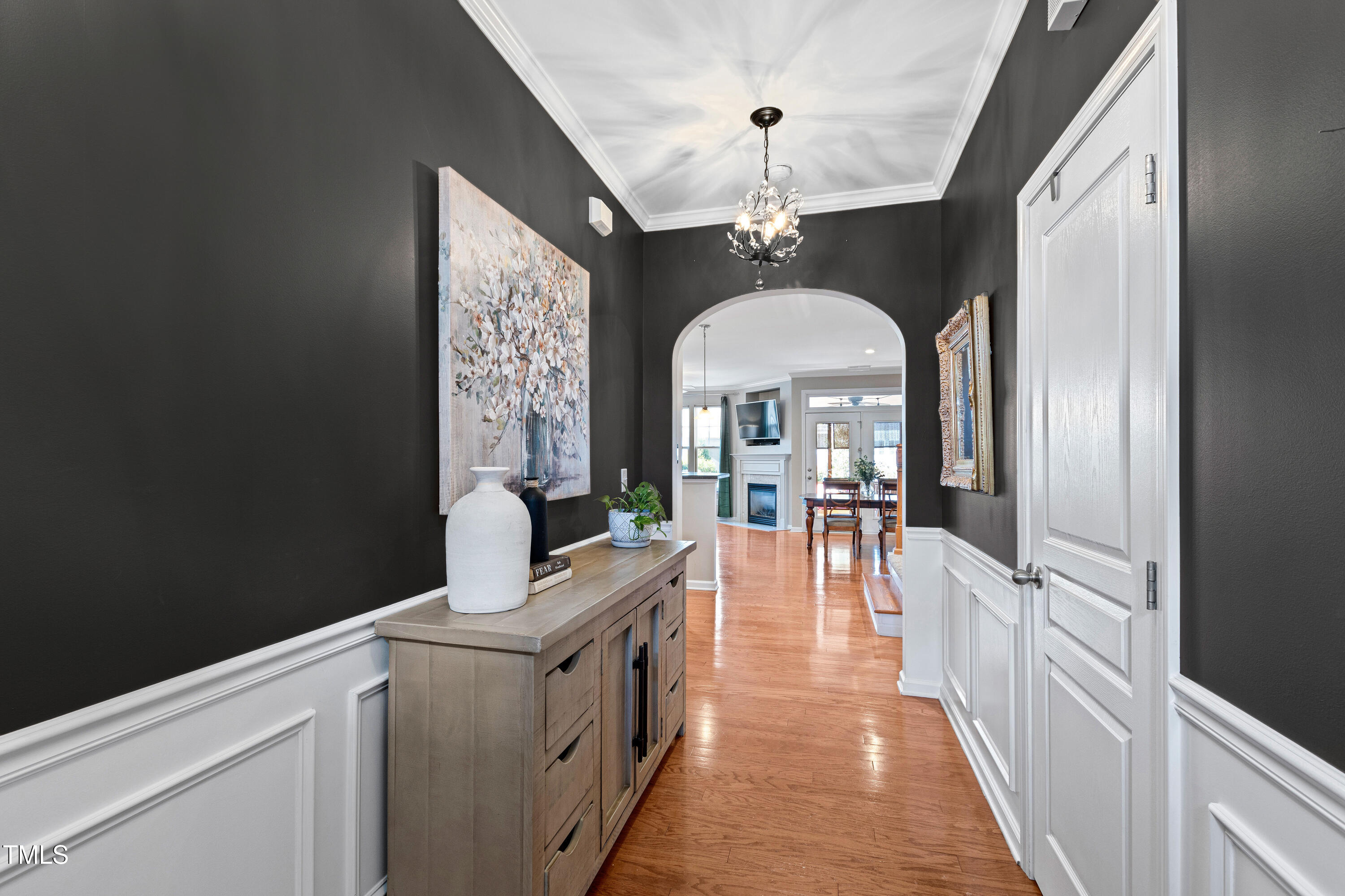 4606 Kings Garden Road Raleigh, NC 27612 - Photo 2 of 27 Foyer 2