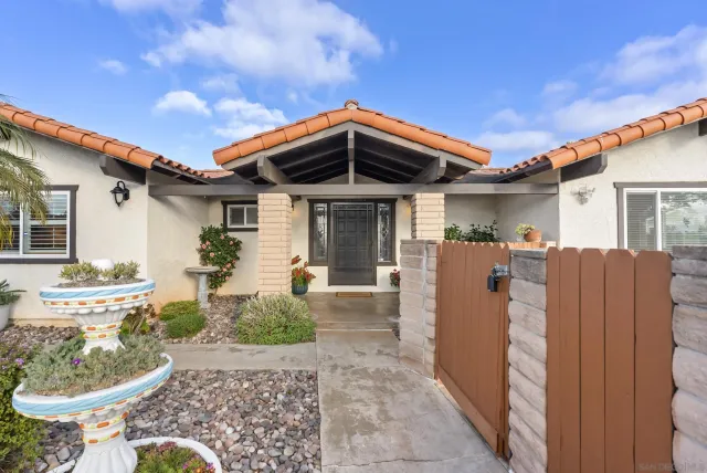 $1,119,000 | 1918 Odell Circle, Vista, CA 92084