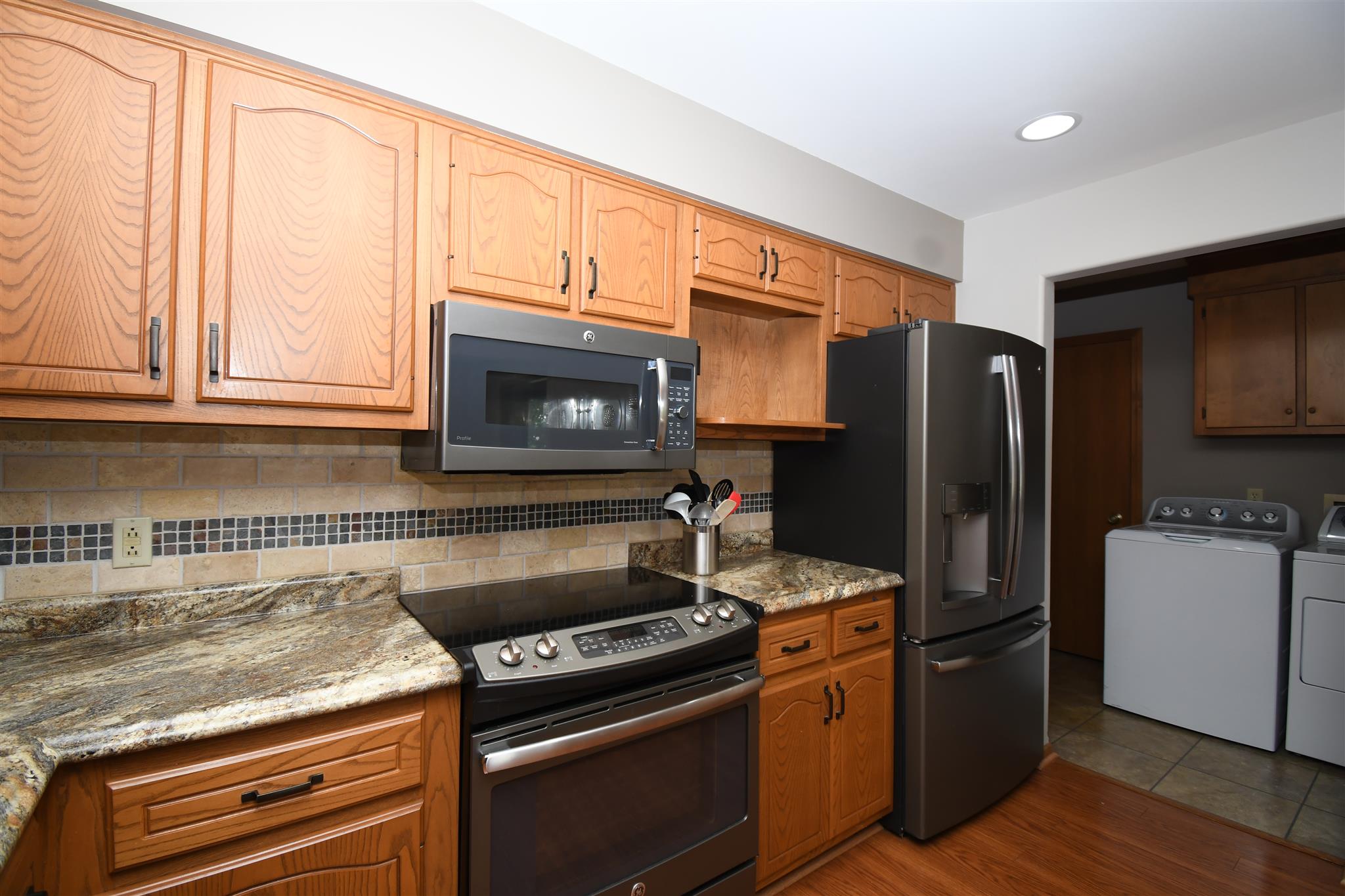 10320 Copper Tree Place Fort Wayne, IN 46804 - Photo 14 of 24 Gallery Image 14