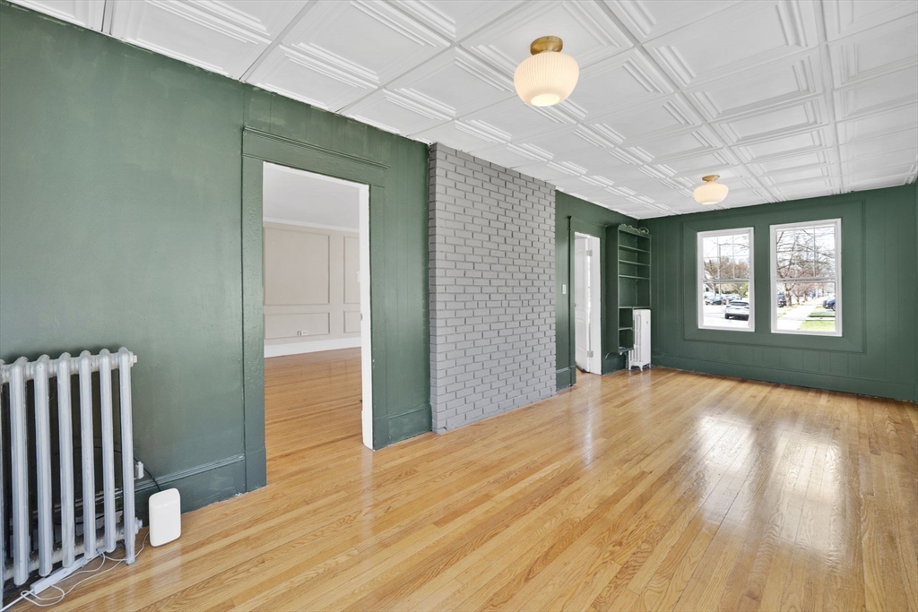 186 Belvidere Street Springfield, MA 01108 - Photo 11 of 41
