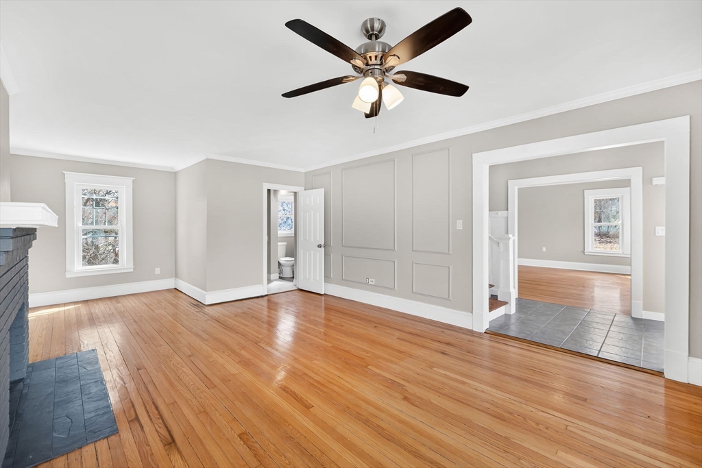 186 Belvidere Street Springfield, MA 01108 - Photo 8 of 41
