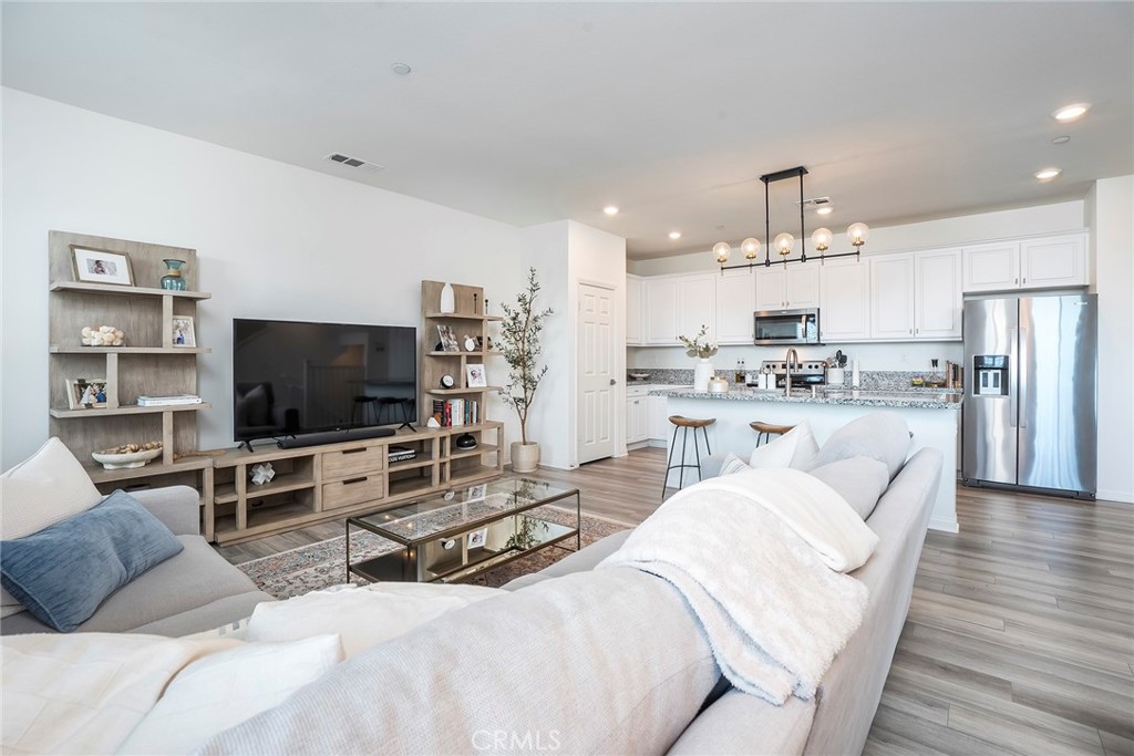 371 Fitzpatrick Road, Unit 102 San Marcos, CA 92069 - Photo 5 of 43