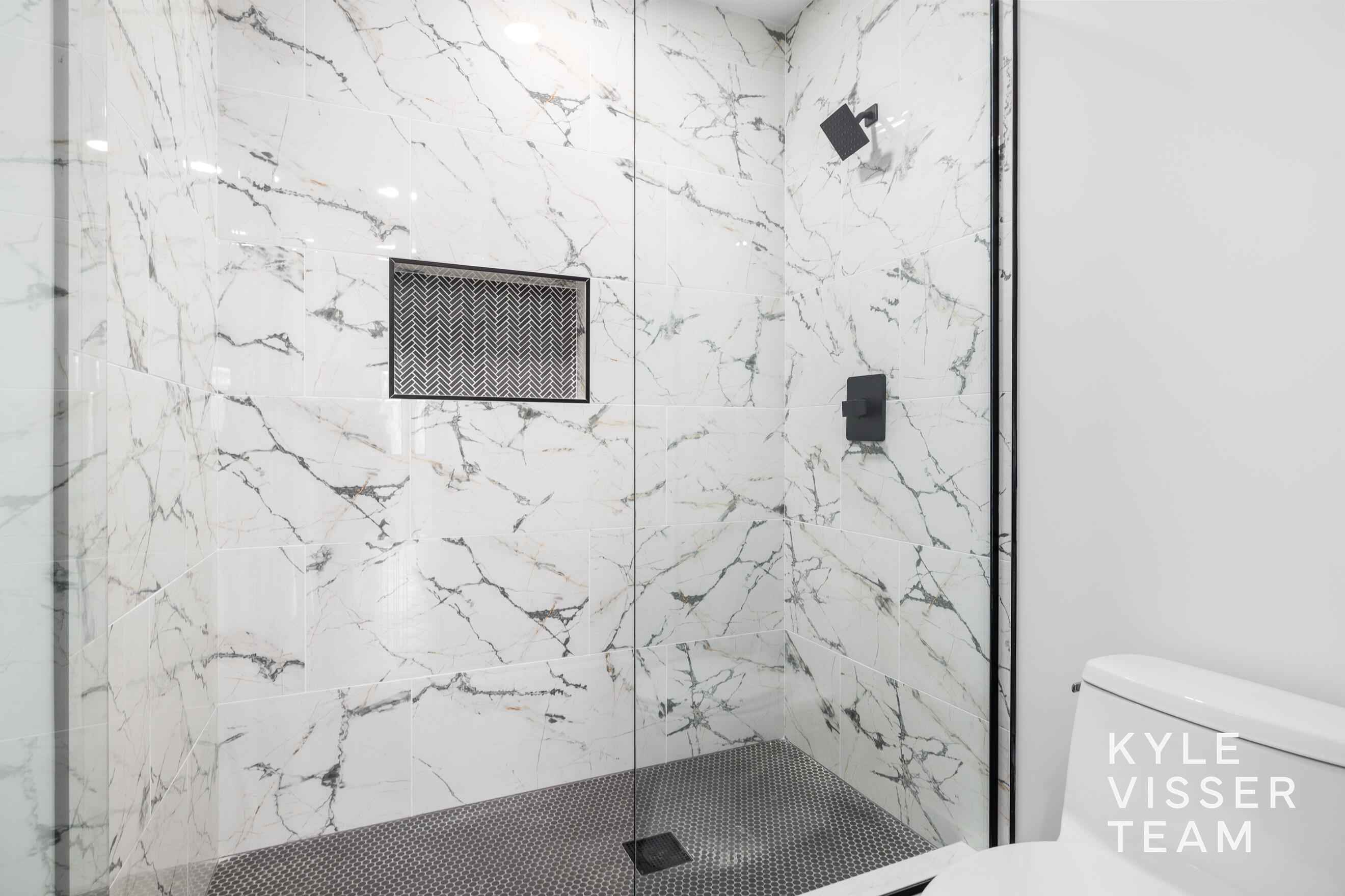 8151 28th Street Southeast Ada, MI 49301 - Photo 63 of 72 5th Bathroom