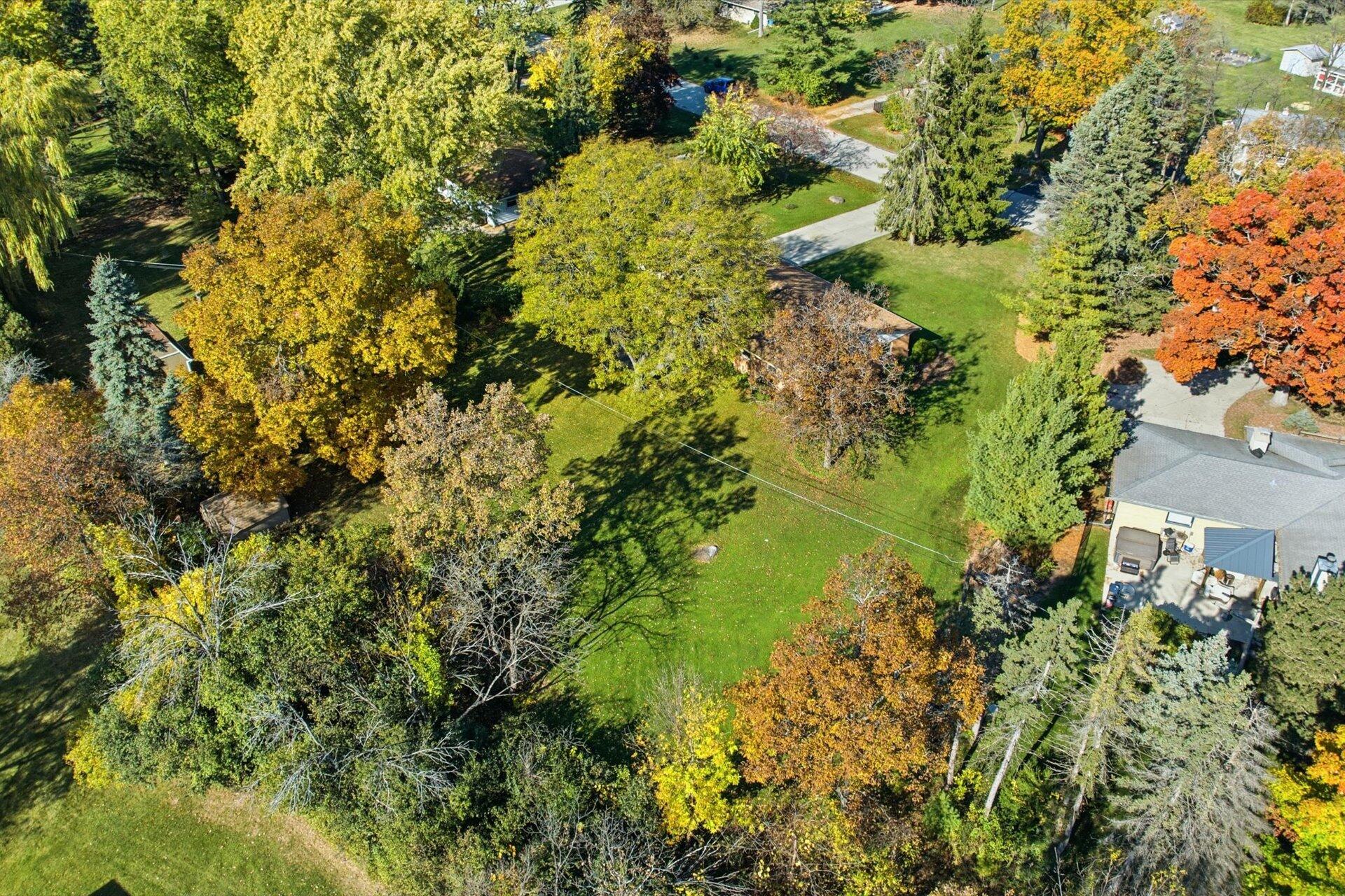 14235 West Maylore Drive New Berlin, WI 53151 - Photo 34 of 40 Aerial View