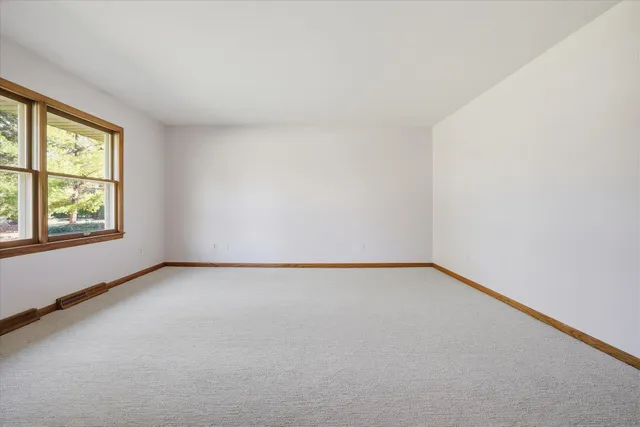 $399,900 | 14235 West Maylore Drive, New Berlin, WI 53151