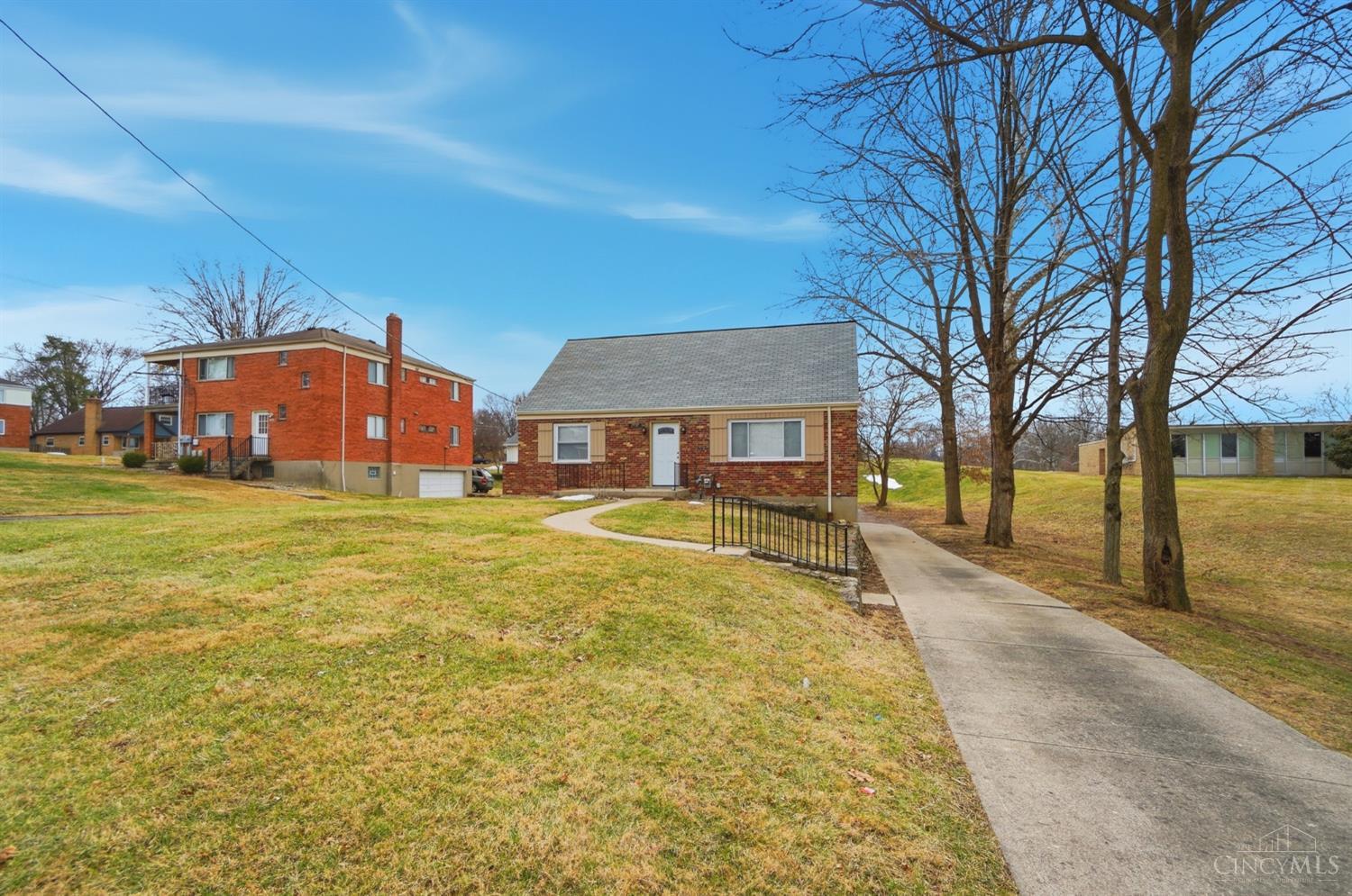 2937 Blue Rock Road Cincinnati, OH 45239 - Photo 3 of 59 Gallery Image 3