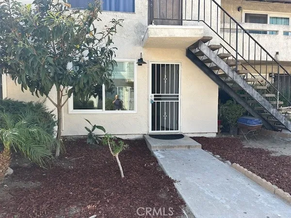 $319,900 | 17425 Arrow, Unit 25, Fontana, CA 92335