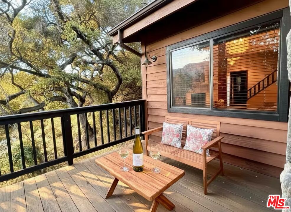 178 Muerdago Road Topanga, CA 90290 - Photo 6 of 73