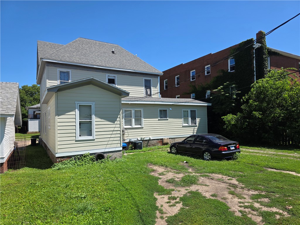 555 West Main Street Decatur, IL 62522 - Photo 3 of 32