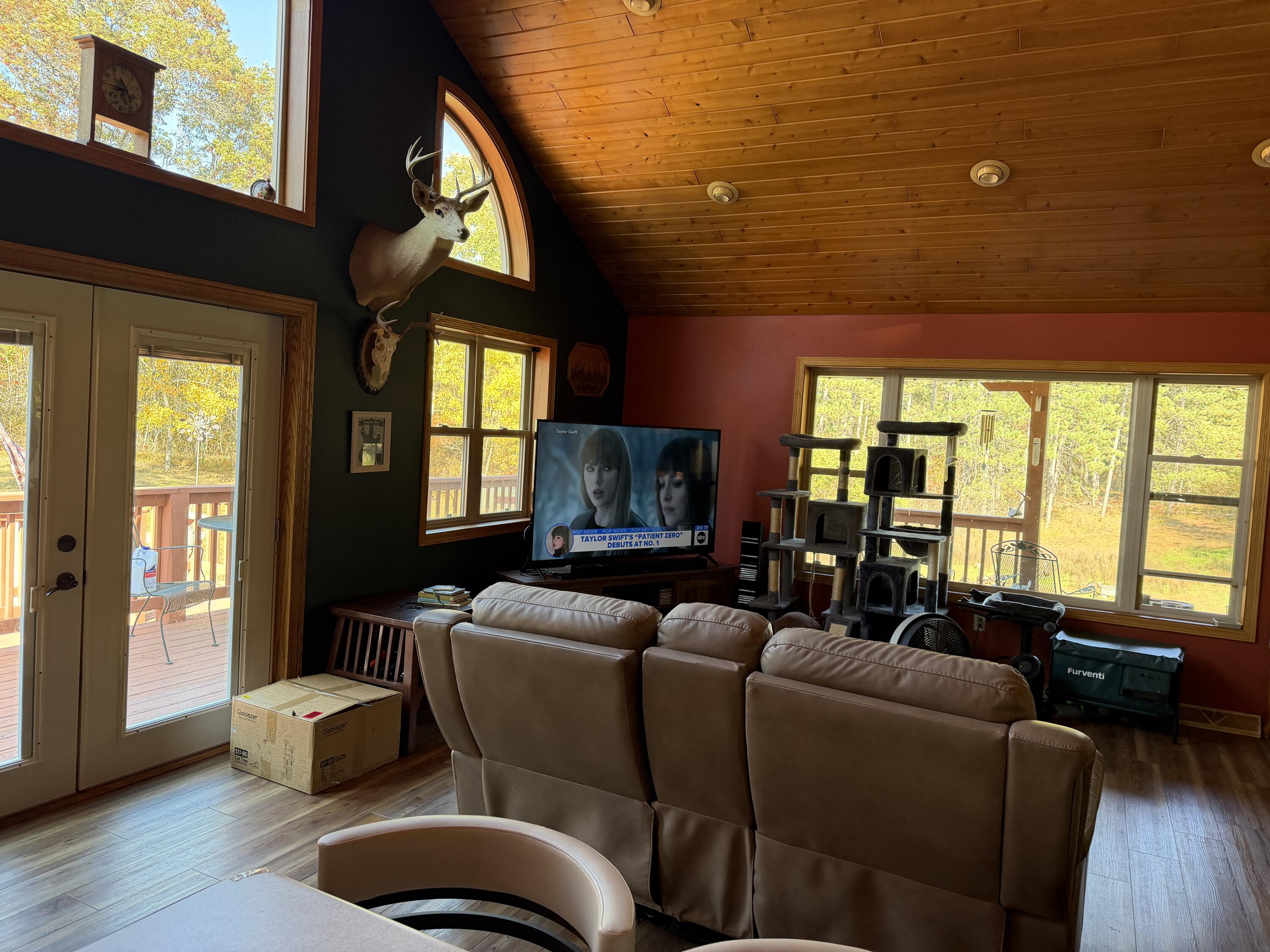 N8587 Johnson Falls Road Crivitz, WI 54114 - Photo 16 of 18 Interior