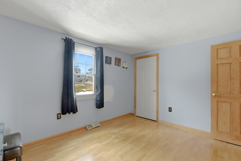 10 Wapping Road Kingston, MA 02364 - Photo 10 of 21 an empty room with windows
