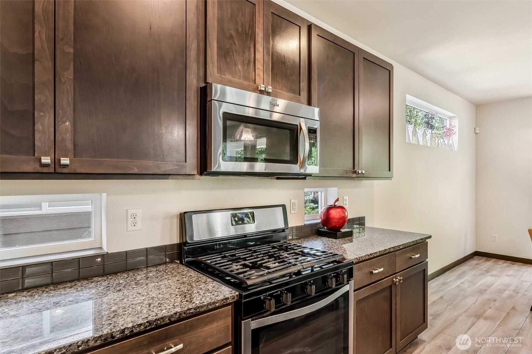 17415 3rd Avenue Southeast Bothell, WA 98012 - Photo 15 of 40