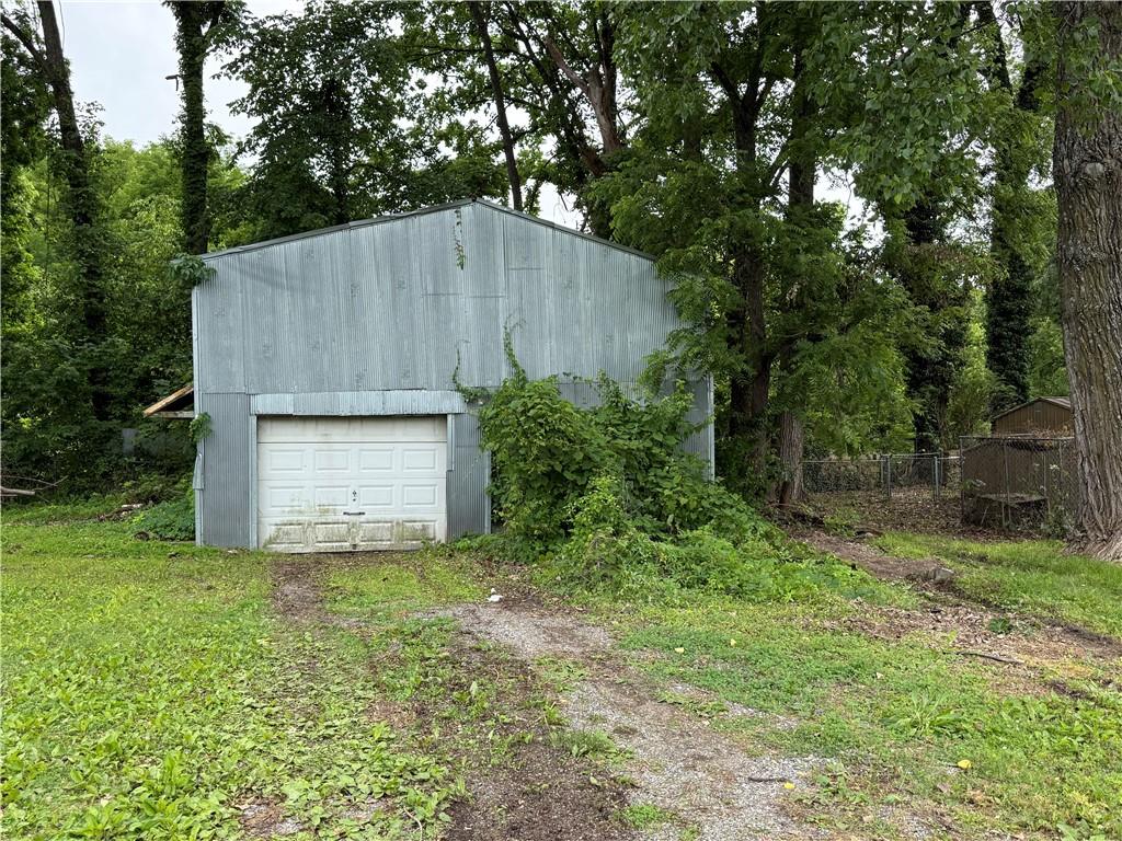 18505 East Truman Road Independence, MO 64057 - Photo 23 of 25