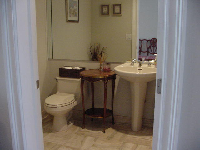 5470 Northwest 41st Terrace Boca Raton, FL 33496 - Photo 8 of 28 Powder Room