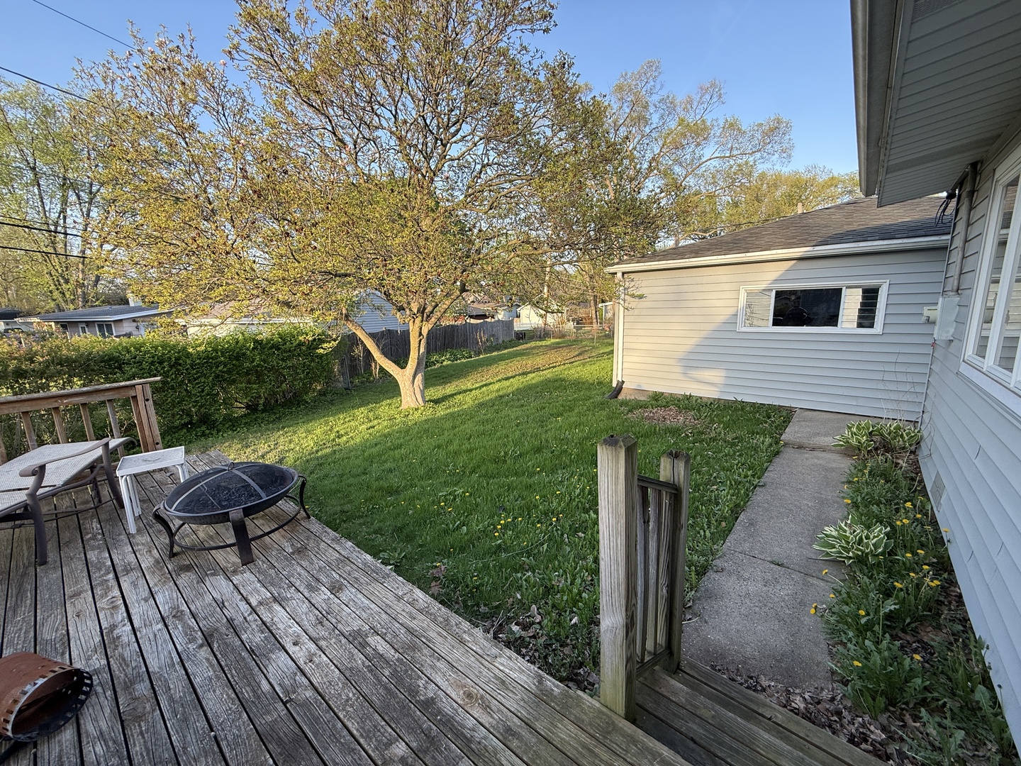 3920 Wren Court Rolling Meadows, IL 60008 - Photo 15 of 19