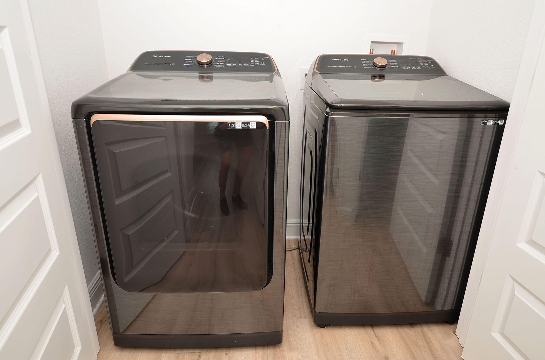 16 Redbird Loop Destin, FL 32541 - Photo 42 of 56 a utility room with two washing machine and a sink