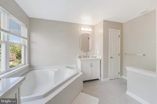 $1,150,000 | 43756 Woodworth Court, Ashburn, VA 20147