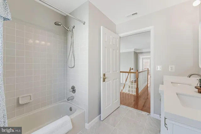 $1,150,000 | 43756 Woodworth Court, Ashburn, VA 20147