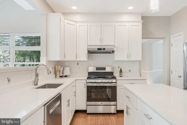 $1,150,000 | 43756 Woodworth Court, Ashburn, VA 20147