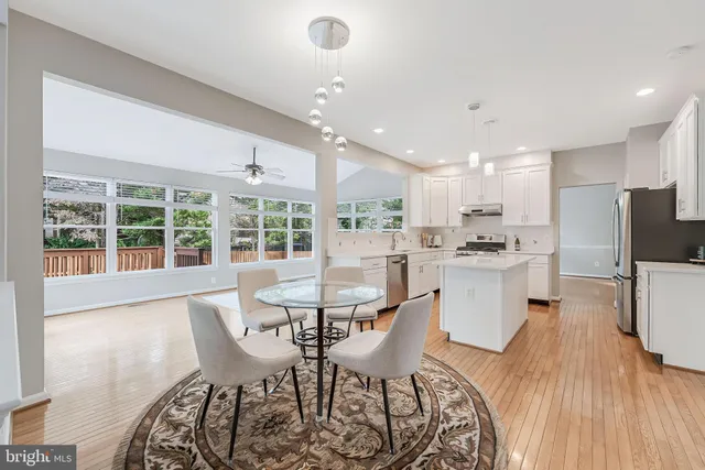 $1,150,000 | 43756 Woodworth Court, Ashburn, VA 20147