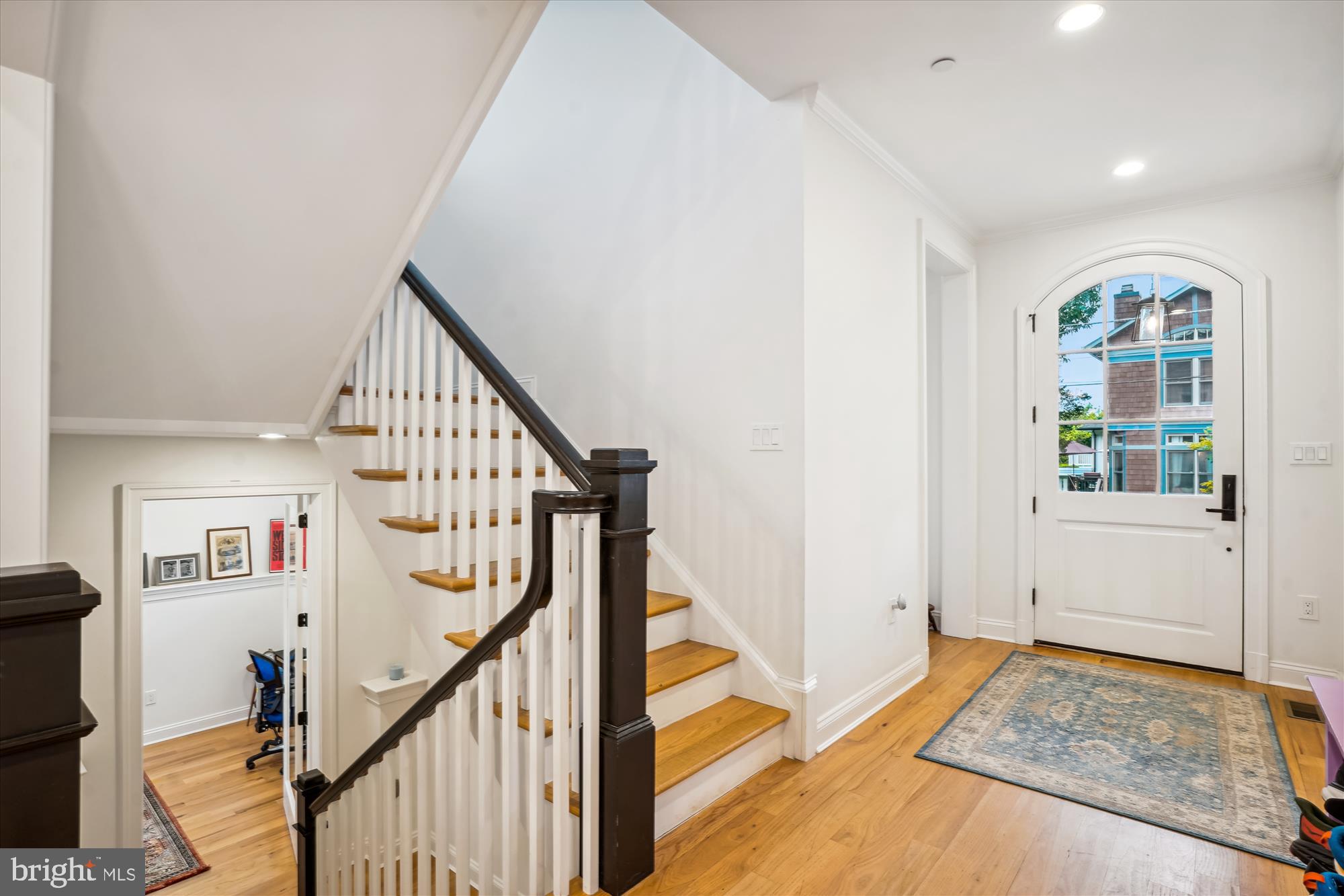 14 Vassar Circle Glen Echo, MD 20812 - Photo 5 of 50