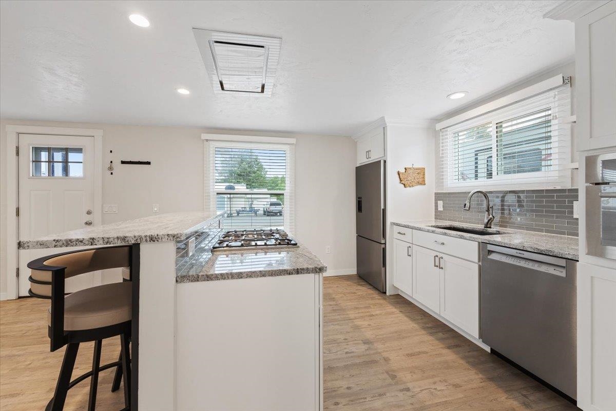 40589 Westline Road Loon Lake, WA 99148 - Photo 13 of 44